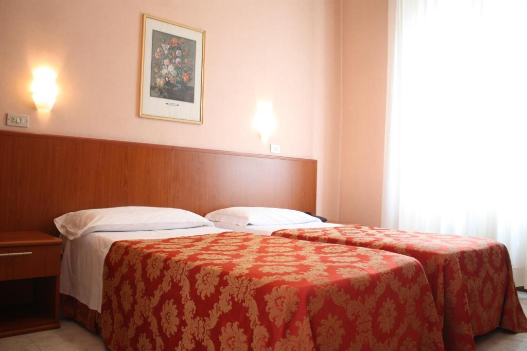 Hotel Garden Milan Room photo