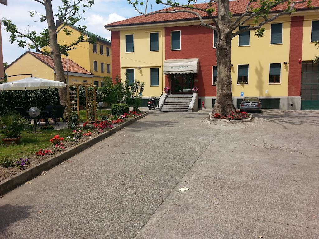 Hotel Garden Milan Exterior photo