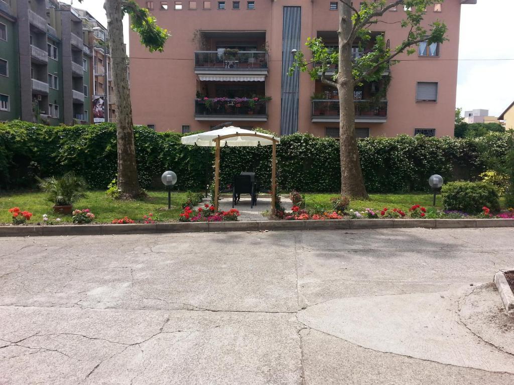 Hotel Garden Milan Exterior photo
